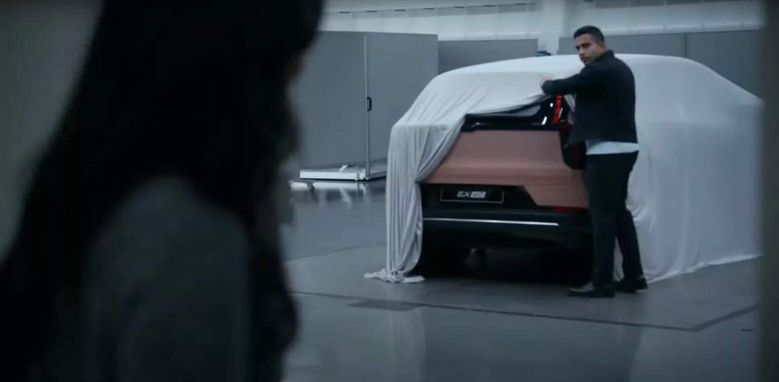 Volvo EX60 elétrico surge em teaser com lançamento previsto para 2026