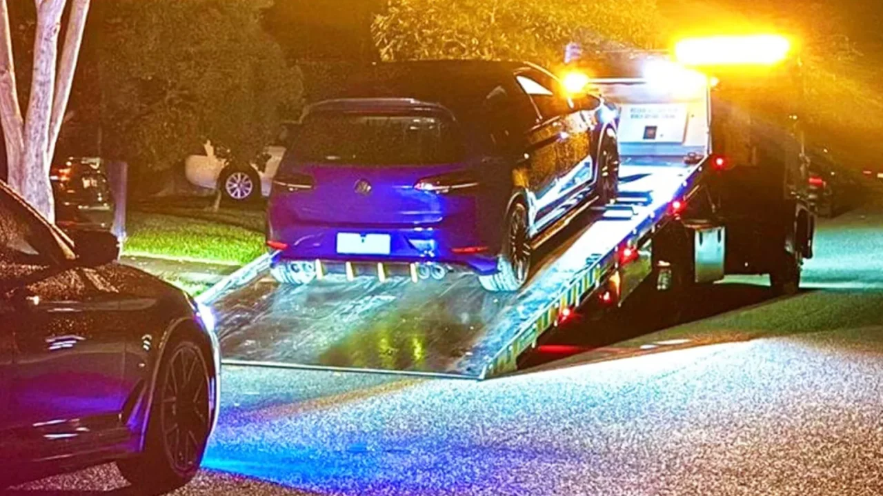 Jovem de 18 anos é flagrado a 200 km/h em racha e comete infrações em Victoria, Austrália 2 Jovem de 18 anos é flagrado a 200 km/h em racha e comete infrações em Victoria, Austrália
