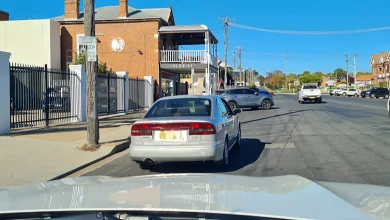 Motorista é flagrado dirigindo Subaru na Austrália com suspensão de 91 anos