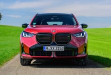 BMW X3 M50 xDrive 2025 chega com design renovado e motor de seis cilindros