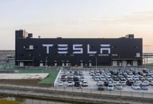 Guerra tarifária de Trump pressiona Tesla e Ferrari a buscar alternativas