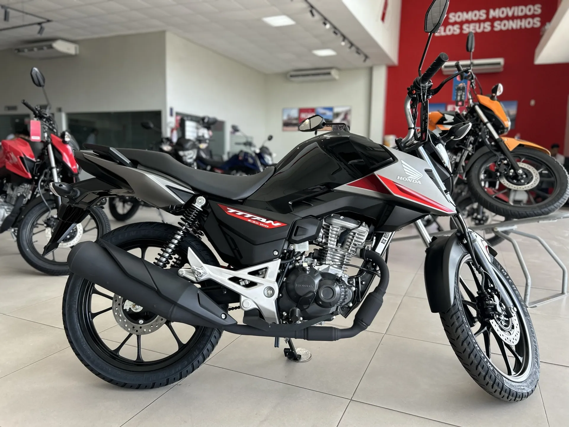 Motos mais vendidas até dia 22 de março de 2025