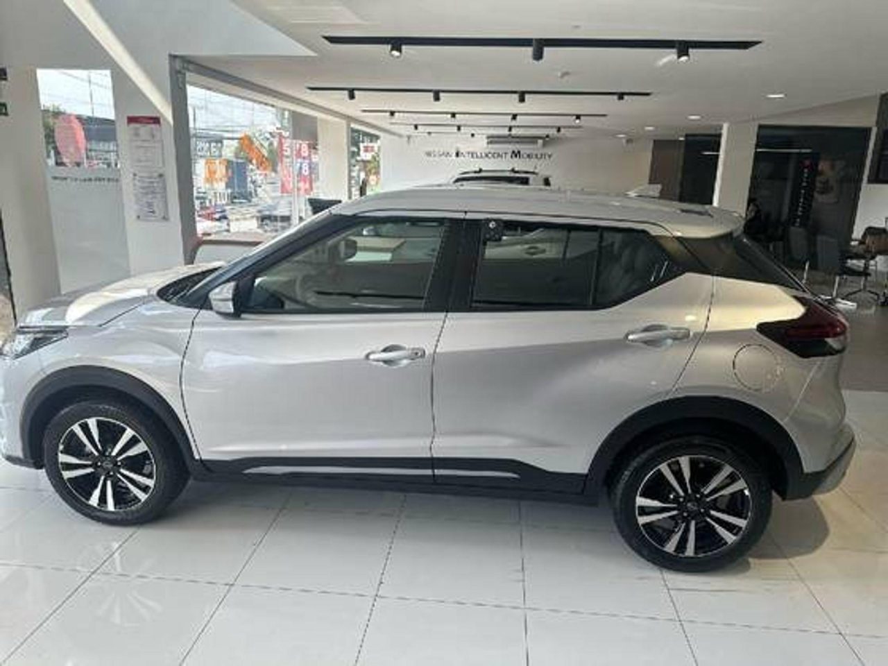 Nissan Kicks Active é liberado com ultra desconto de R$ 25.300 para zerar estoque