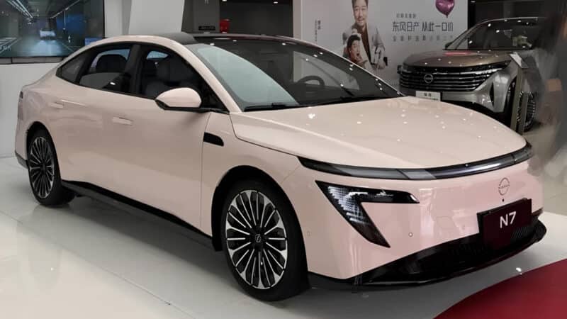 Nissan N7 elétrico chega às concessionárias chinesas antes do lançamento oficial