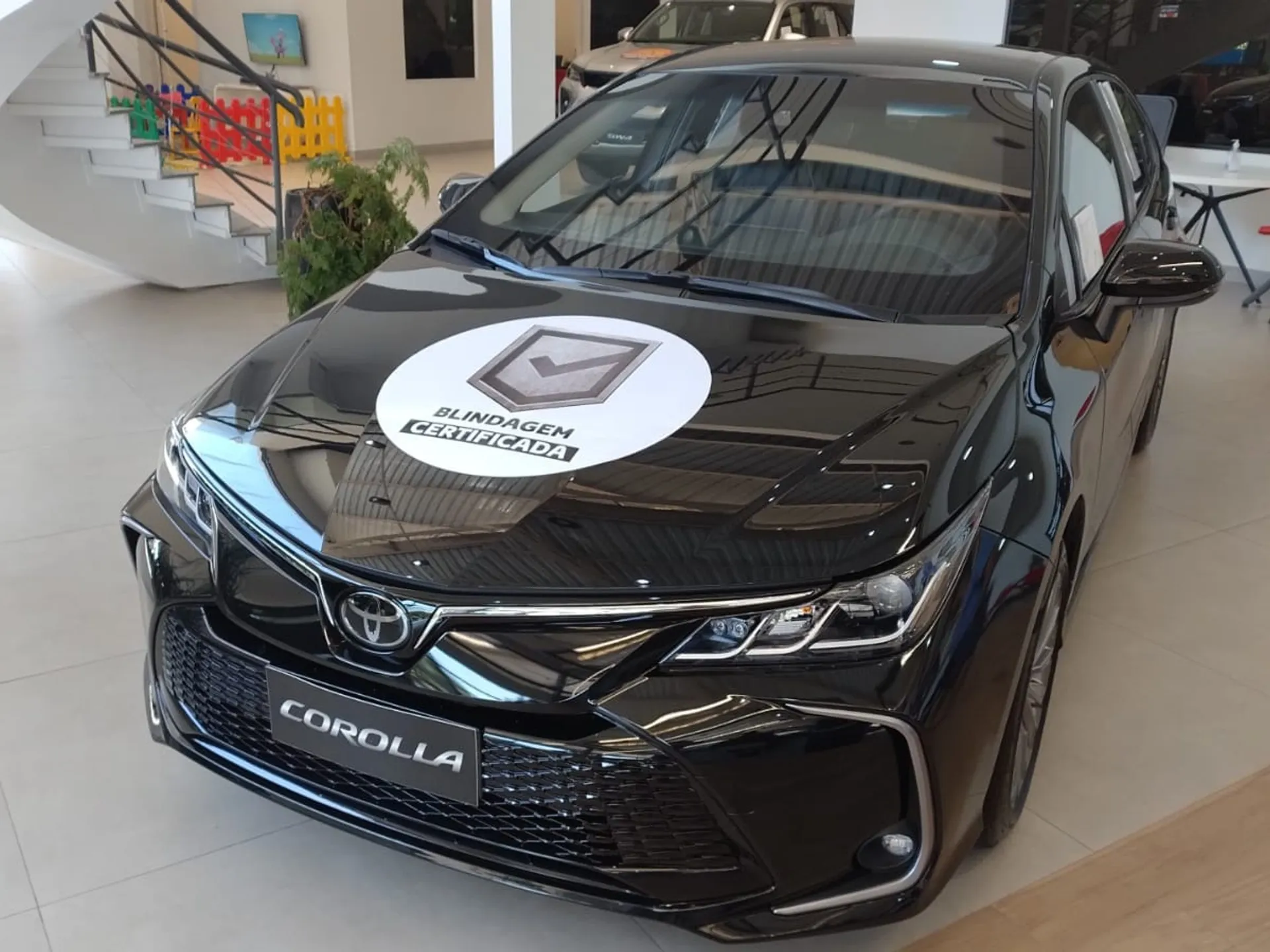 Toyota Corolla GLI é liberado em março com mega desconto R$ 38,4 mil para limpar estoque