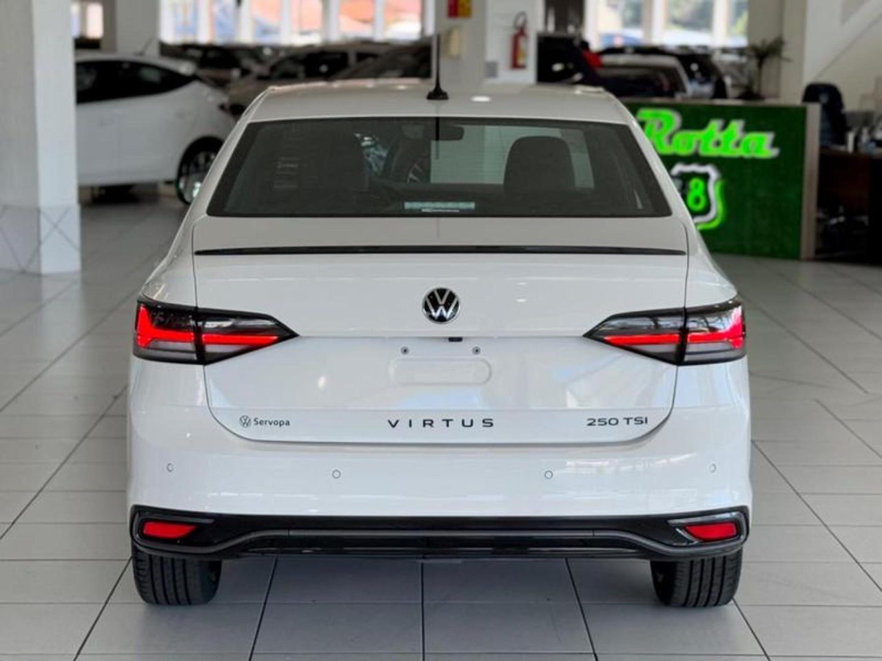 Volkswagen Virtus Exclusive é ofertado com mega desconto de R$ 34.372 para zerar estoque