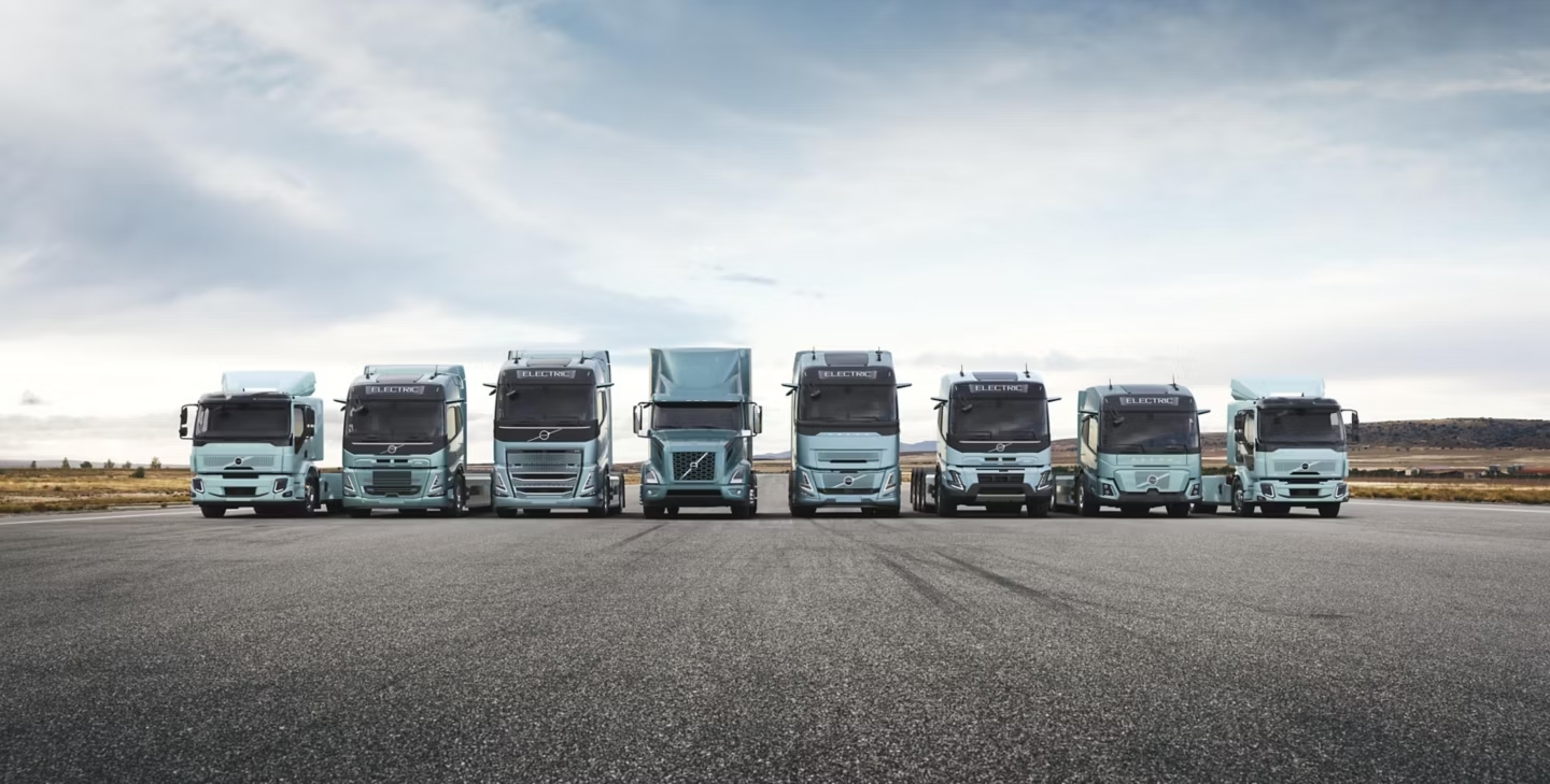 Volvo Trucks lidera o segmento de caminhões elétricos pesados na Europa e América do Norte