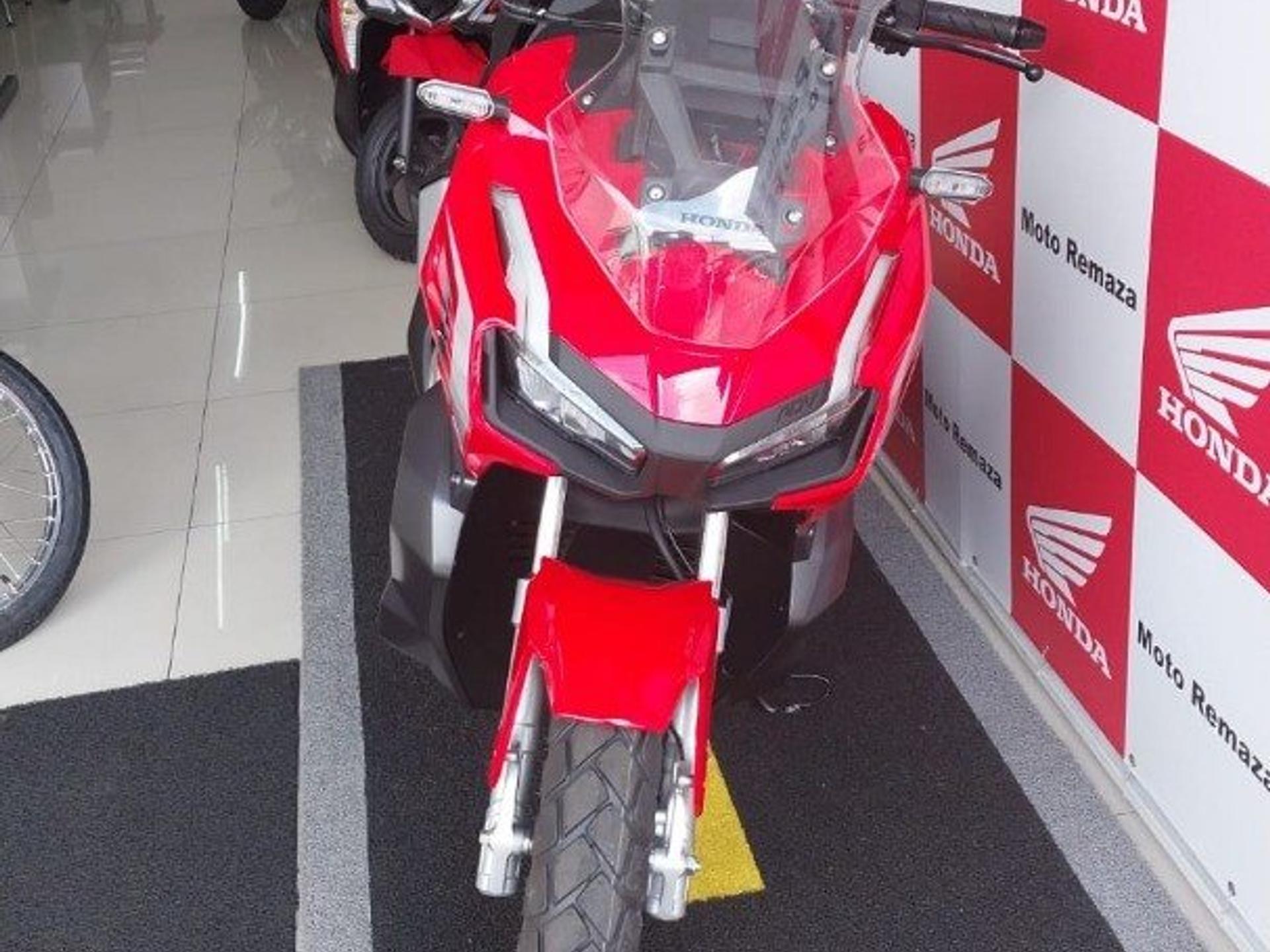 Honda ADV 2024