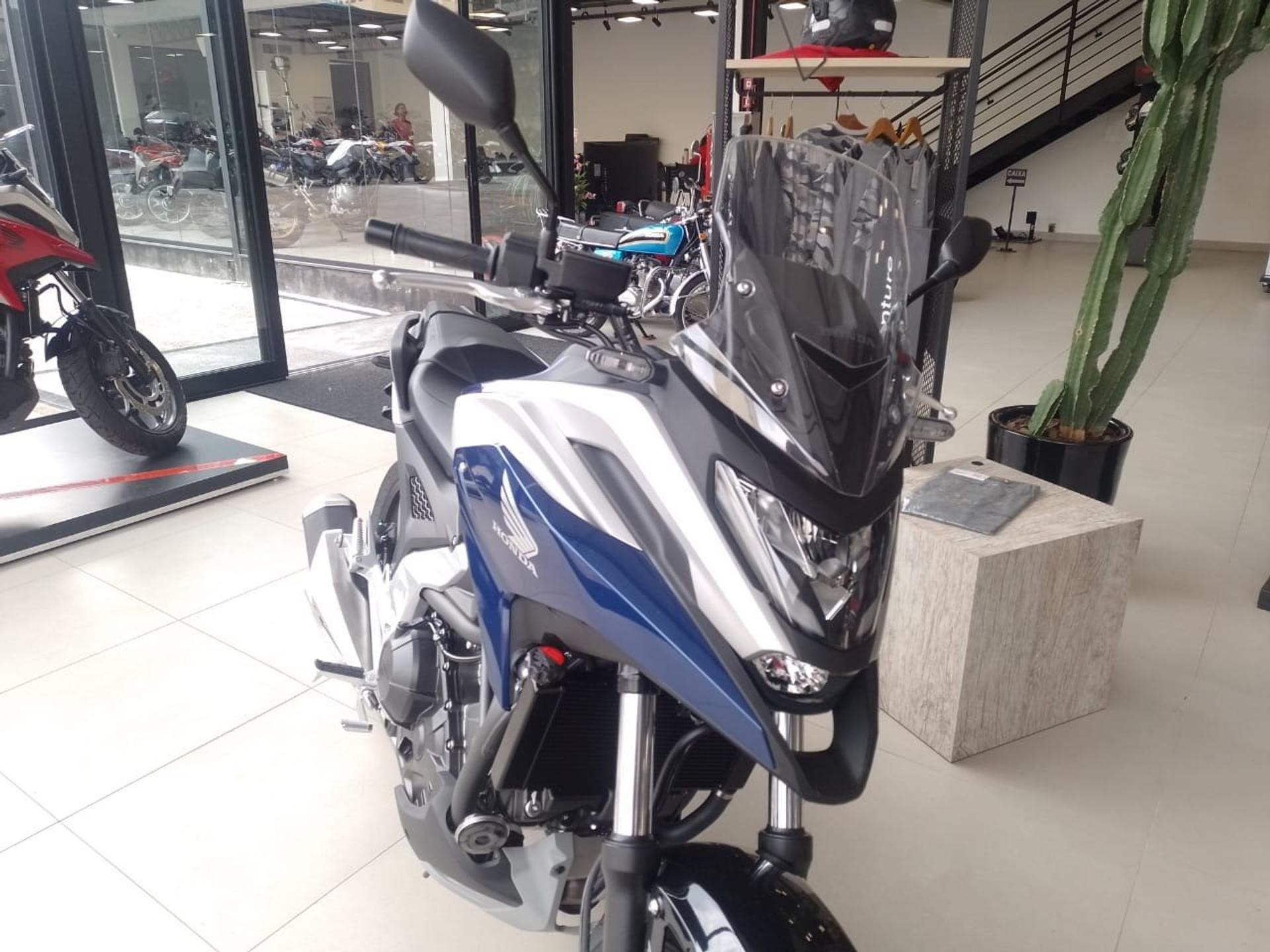 Honda NC 750X 2024