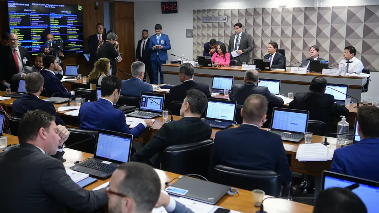 Sessão da CPI mista dos Atos Golpistas, em 13 de junho de 2023 — Foto: Pedro França/Agência Senado