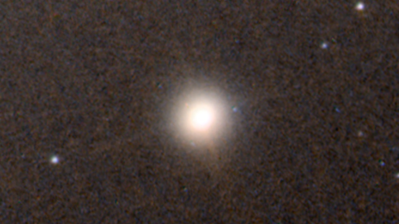 Galáxia M60-UCD1 Foto: NASA, ESA and A. Seth - University of Utah, USA