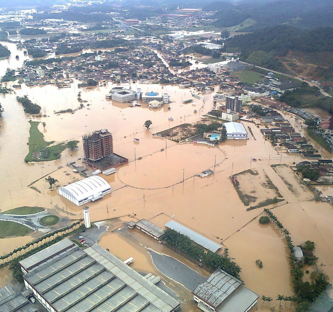 Enchente-Brusque-sc-santa-catarina-chuva-3