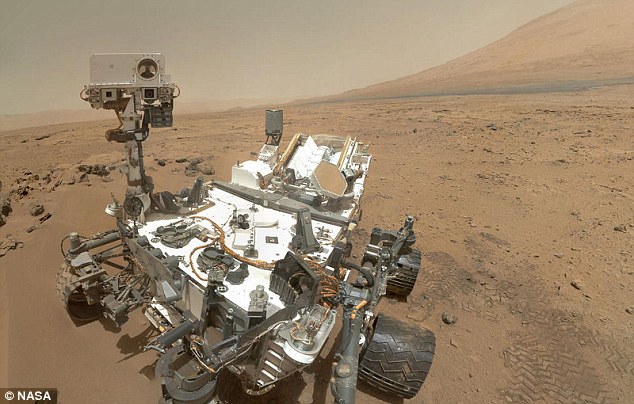 The Mars Curiosity Rover atualmente está sondando o Planeta Vermelho para tentar determinar se alguma vez houve qualquer forma de vida lá 