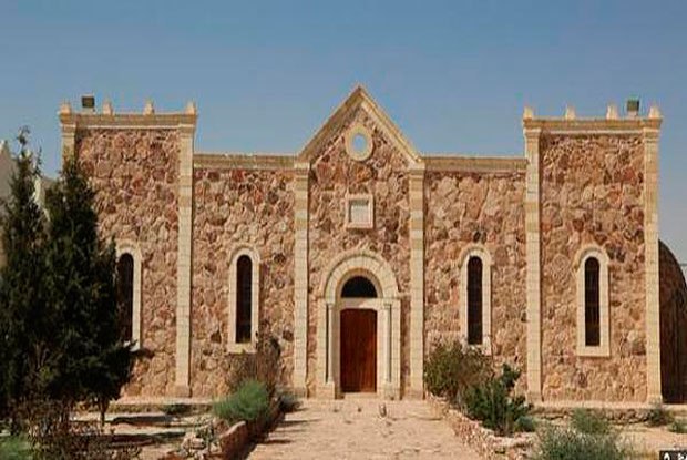 Imagem mostro do mosteiro de Mar Elian antes de ser destruído (Foto: Reprodução)