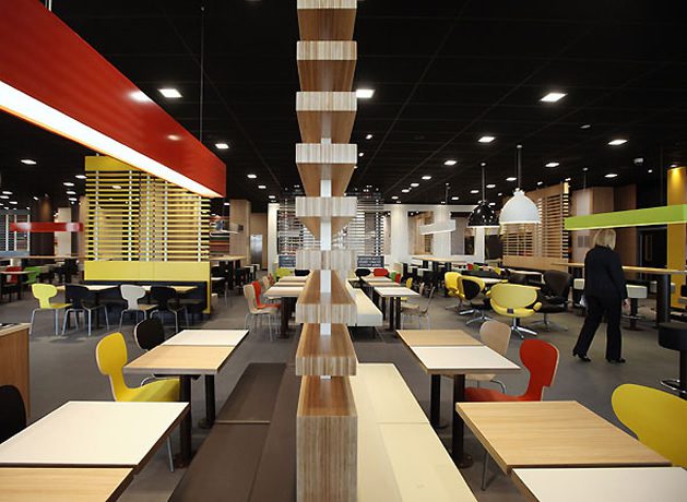 maior-mcdonalds-mundo-espaco-interior2