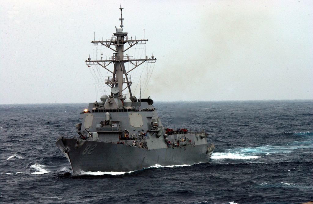 Guided_missile_destroyer_USS_Lassen_DDG_82