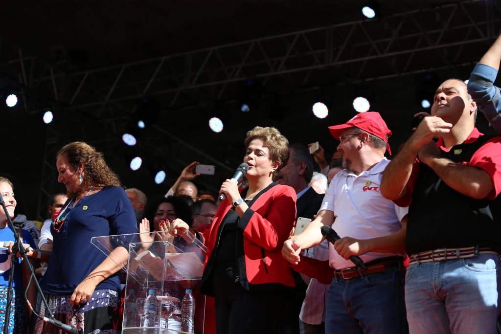 PP Dilma Dia Trabalhador Foto Paulo Pinto01701052016 e1462134820429 1