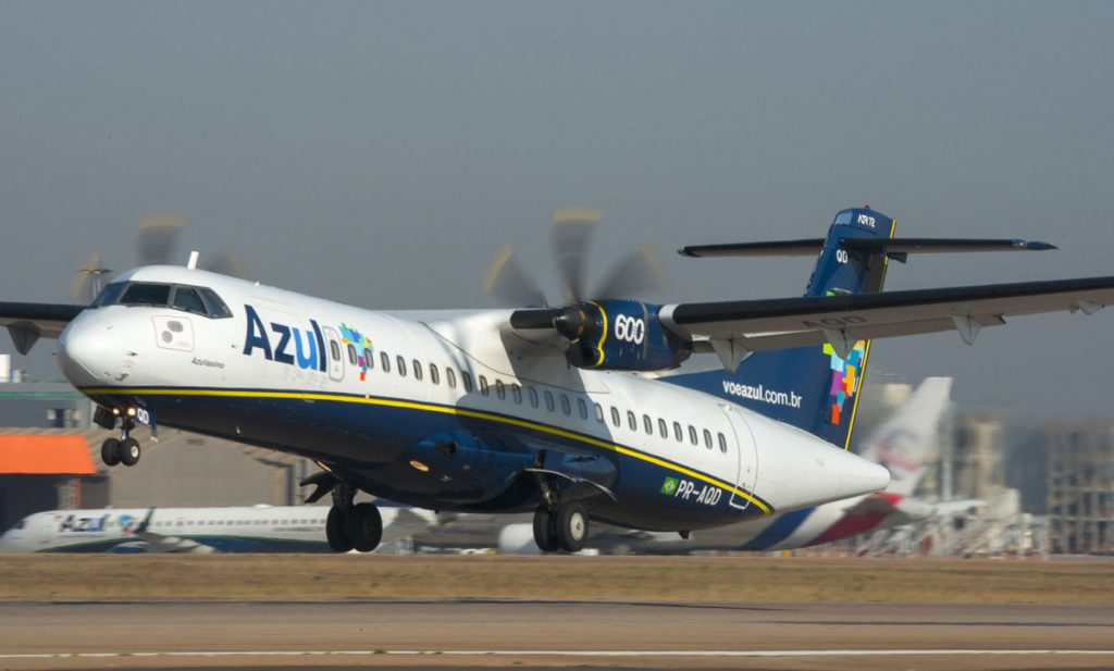 ATR72 azul 011 1