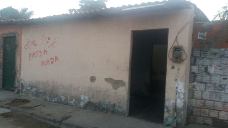 Casa onde aconteceu a chacina em Fortaleza (Foto: Reprodução/ Jéssika Sisnando/O POVO) 