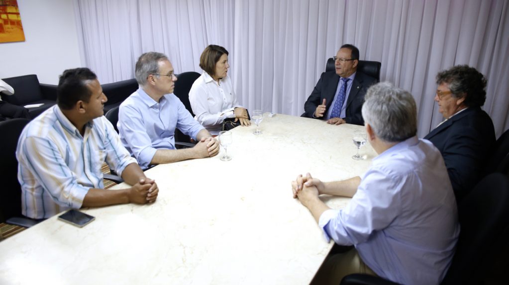 UFRN e Câmara discutem cessão de terreno para hospital na Zona Norte