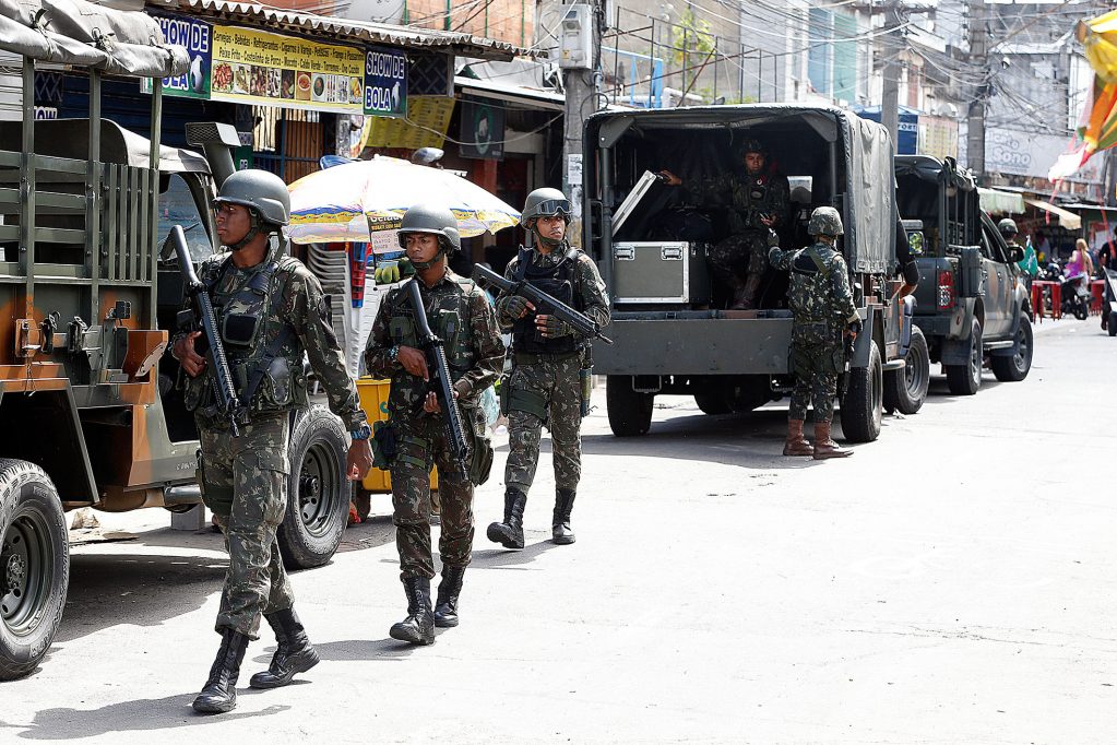 az operação no Complexo da Maré