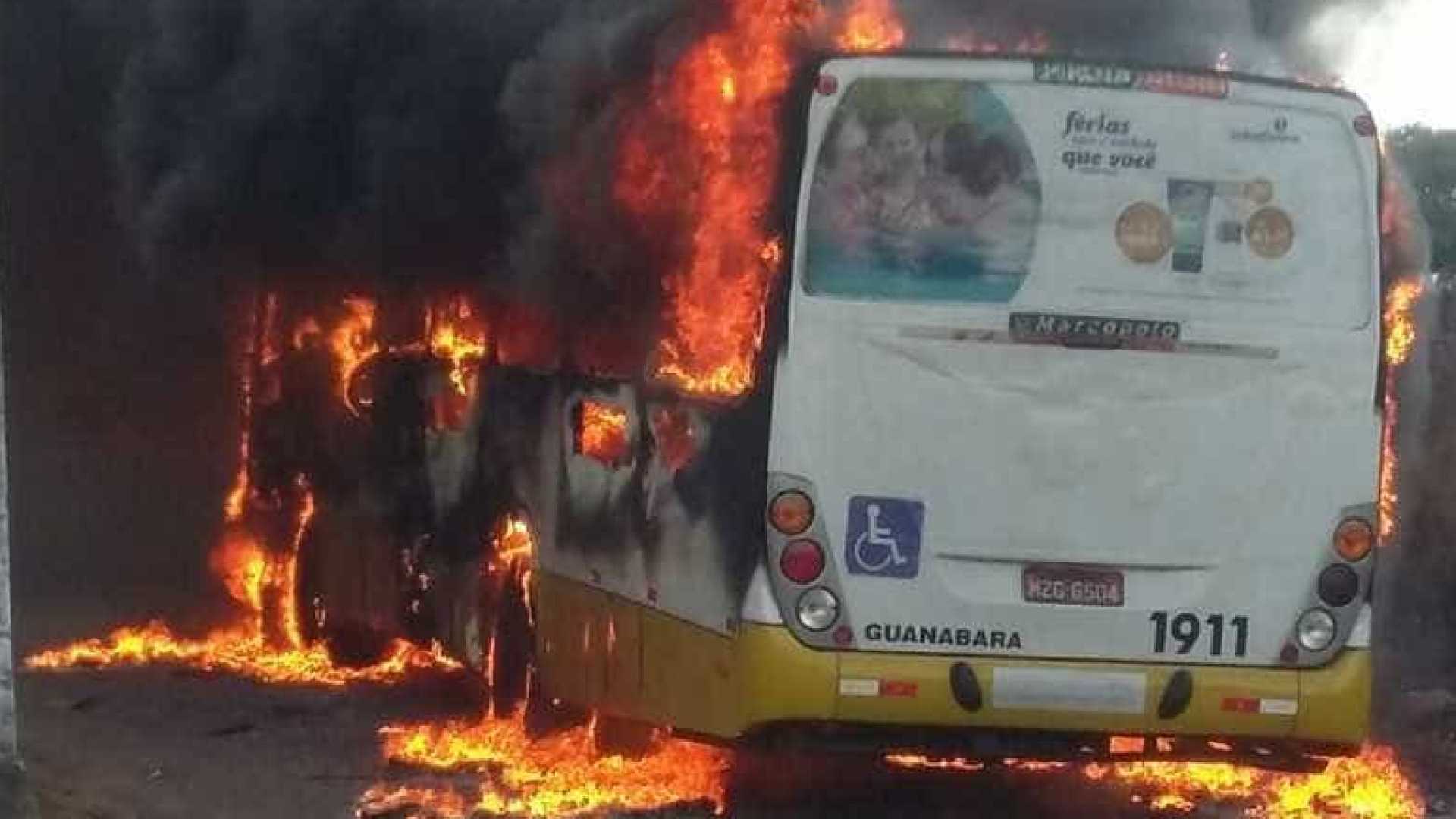 onibus queimado em natal bairro nordeste