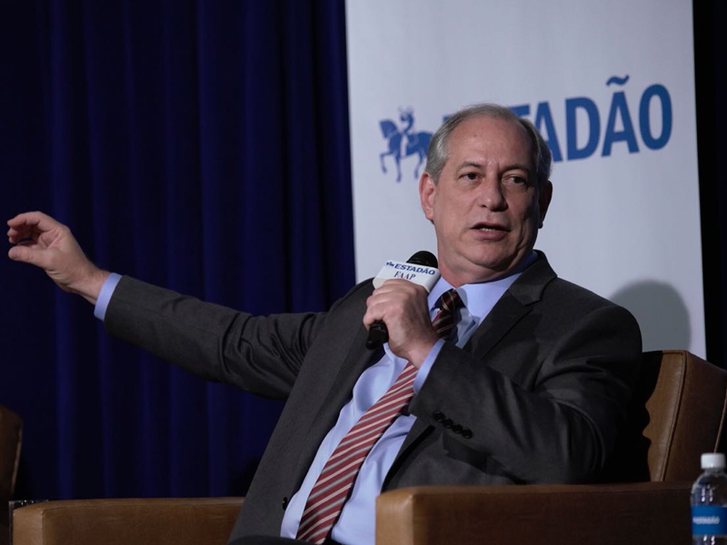 Ciro Gomes chama Bolsonaro de projeto de Hitler tropical estadão