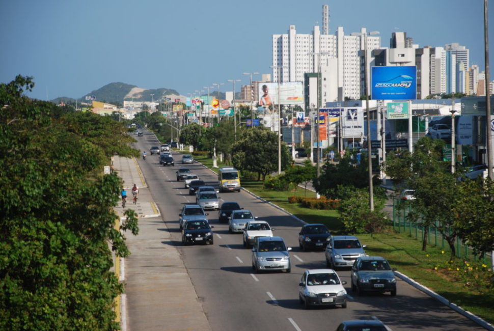 avenida roberto freire natal e1540410345182