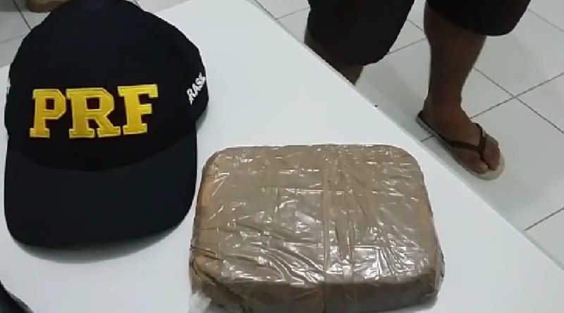 Dois homens são presos com pasta base de cocaína na BR 101 em Natal