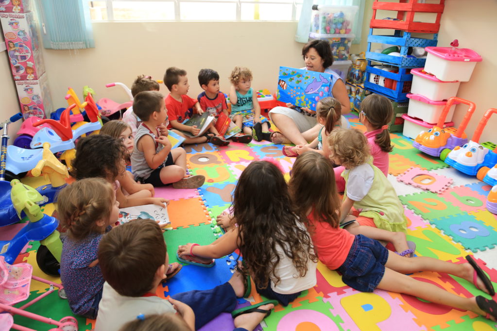 Maioria dos professores da Educação Infantil tem problemas de audição