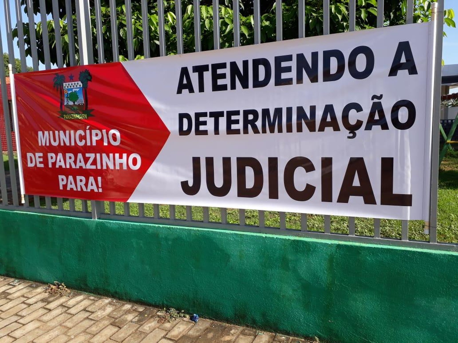 Parazinho após demitir servidores temporários prefeitura suspende serviços públicos