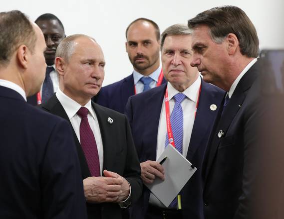 Bolsonaro recua sobre Venezuela para não polemizar com Putin