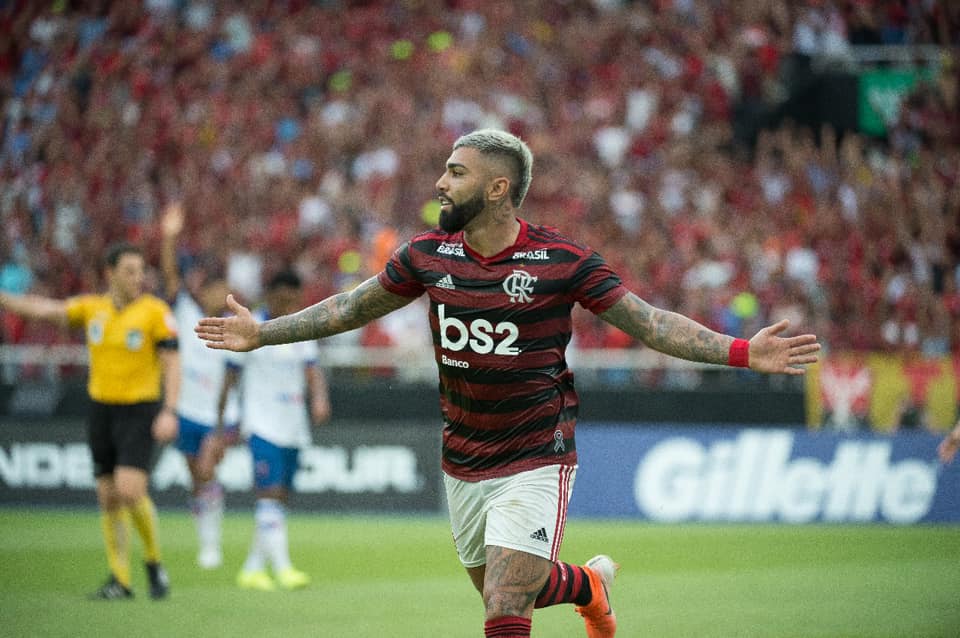 Flamengo recebe Corinthians e tenta avançar na Copa do Brasil