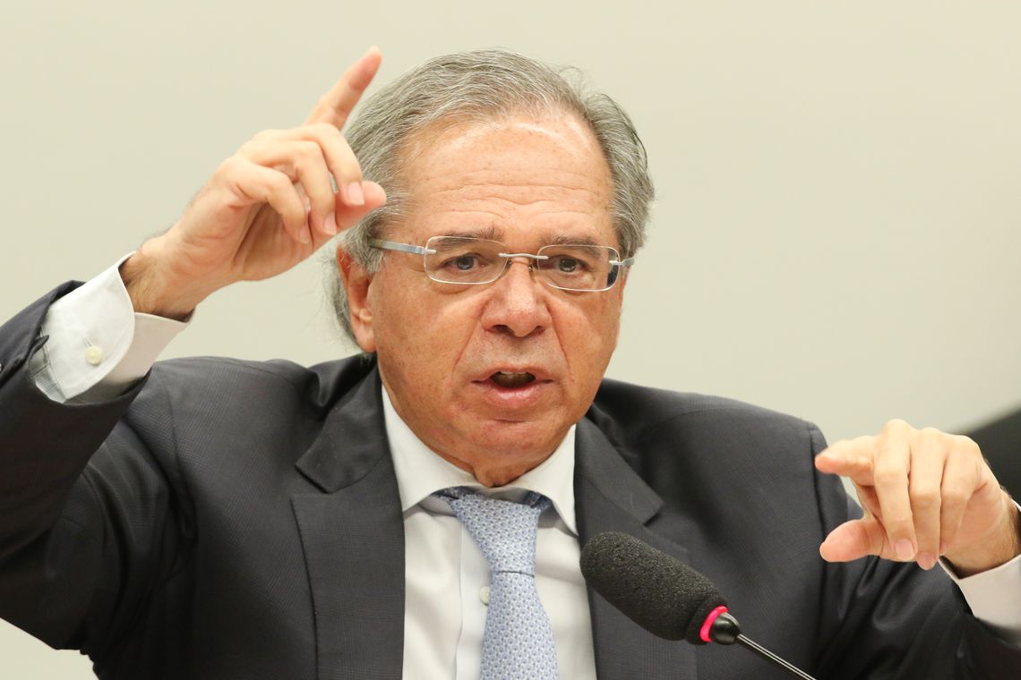 Paulo Guedes confirma que não haverá concursos públicos nos próximos anos