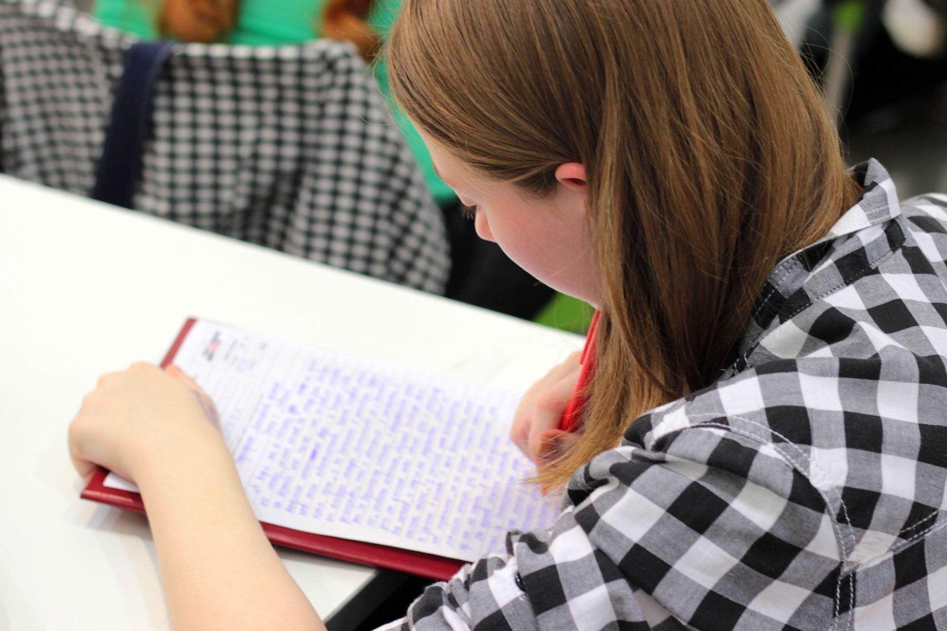 Pós graduação ou curso de inglês bolsa de estudos