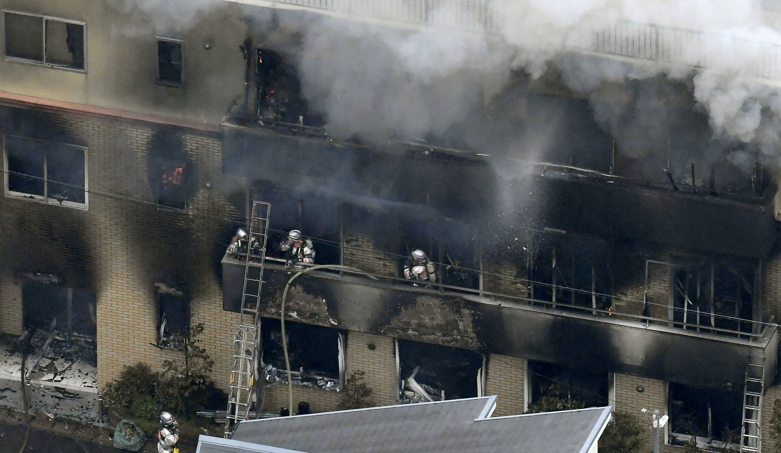 Incêndio em estúdio de animação mata ao menos 23 no Japão Kyoto Animation