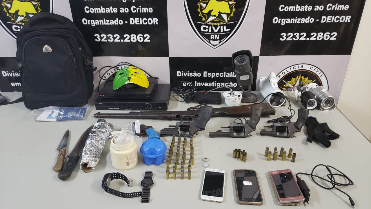 Quatro bandidos são baleados após confronto com a Polícia Civil em Macaíba