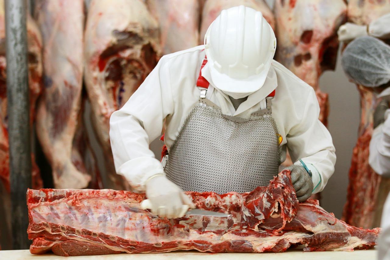 Lojão das Carnes lança serviço de entrega no RN para food services