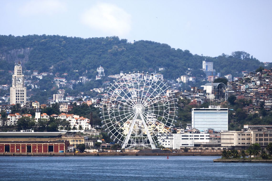 Rio inaugura maior roda gigante da América Latina