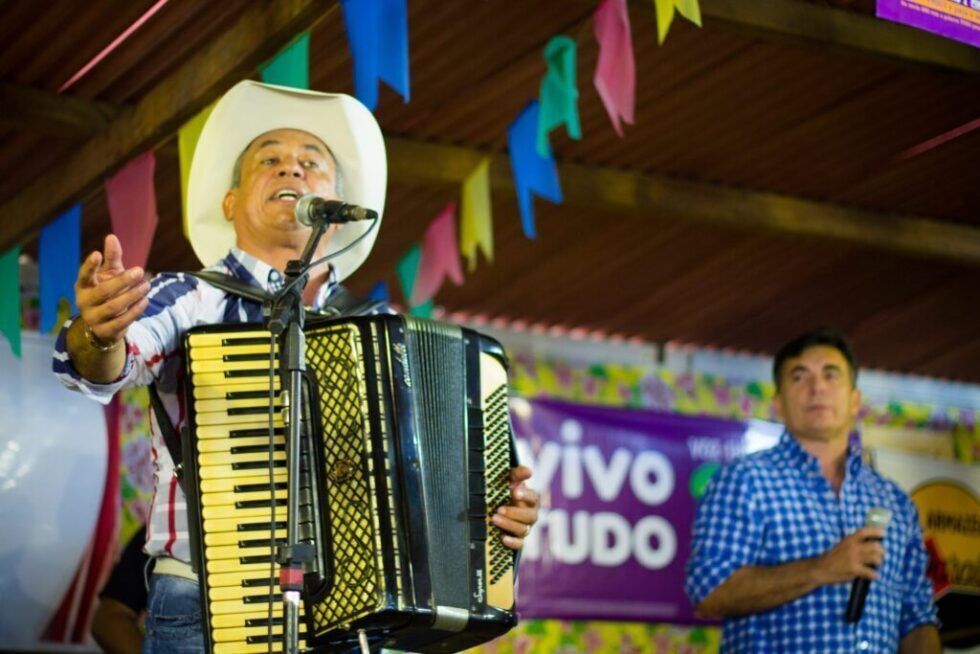 Com show de Sirano & Sirino vem aí mais um fim de semana em Pirangi