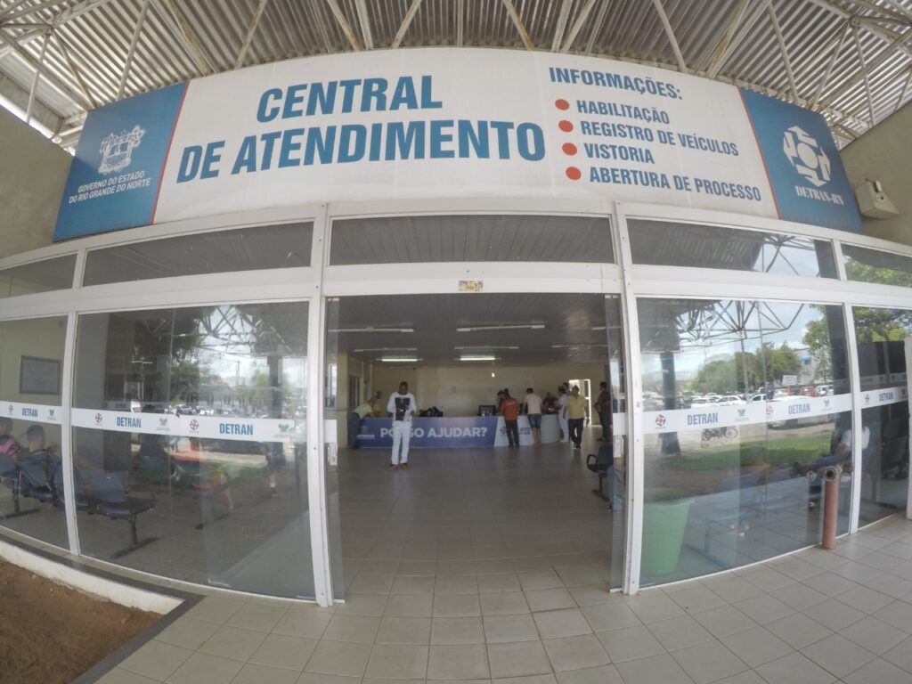 Pedido de renovação da CNH pode ser feito pela internet detran RN