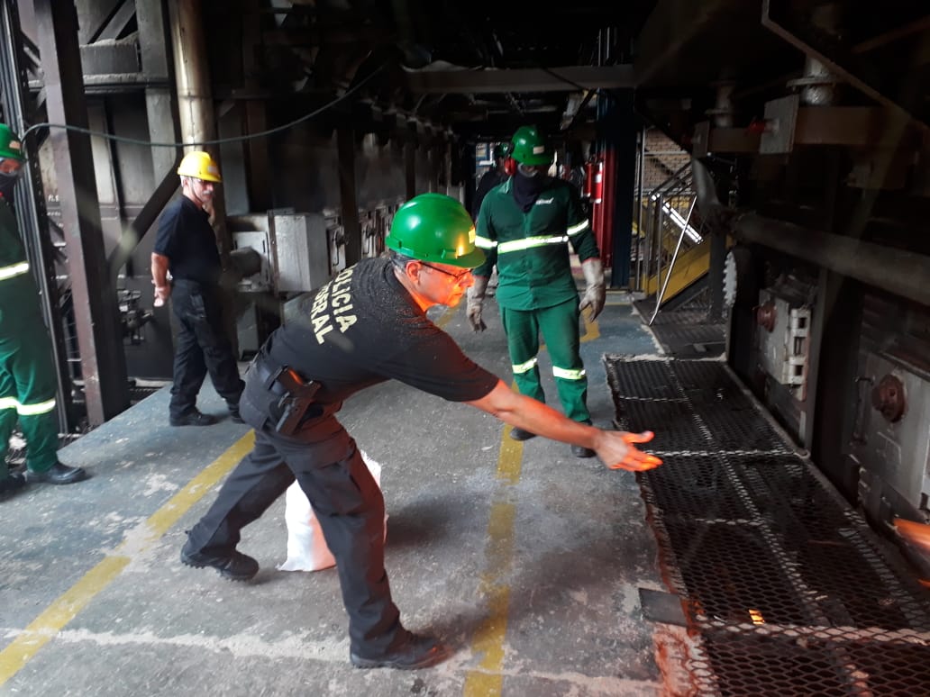 Polícia Federal incinera mais de uma tonelada de cocaína no RN