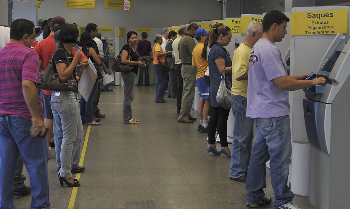 Bancos fecham na segunda e terça-feira de carnaval