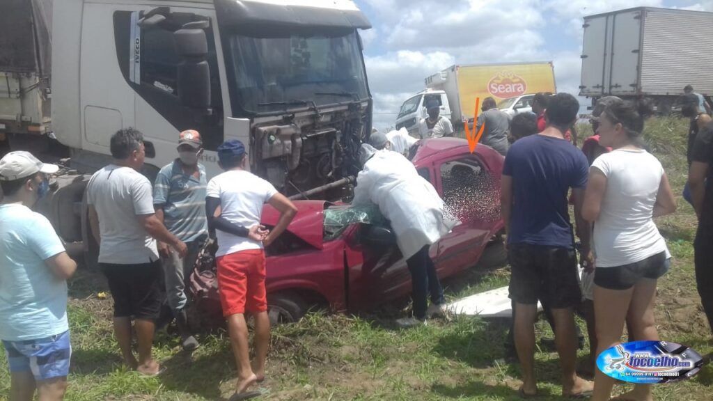 Grave acidente 4 pessoas morrem após colisão na BR 304 santa maria rn