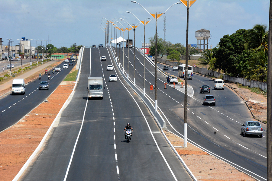 Trecho da BR-101 em Parnamirim será interditado para instalação de passarela