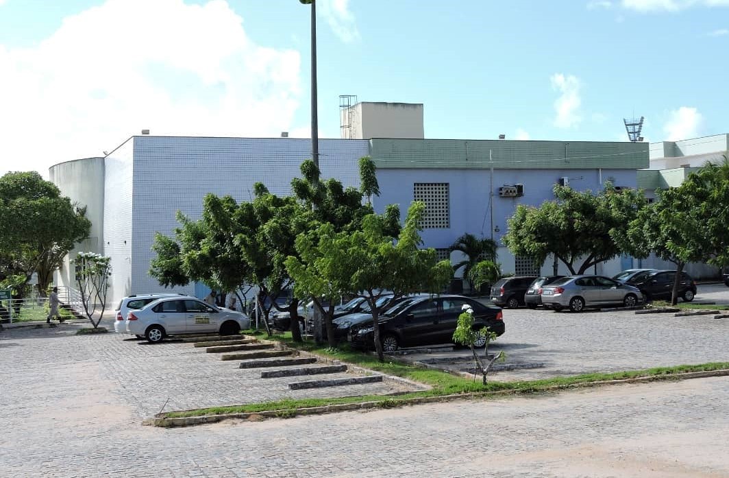 Escola de Saúde da UFRN abre 80 vagas em cursos técnicos