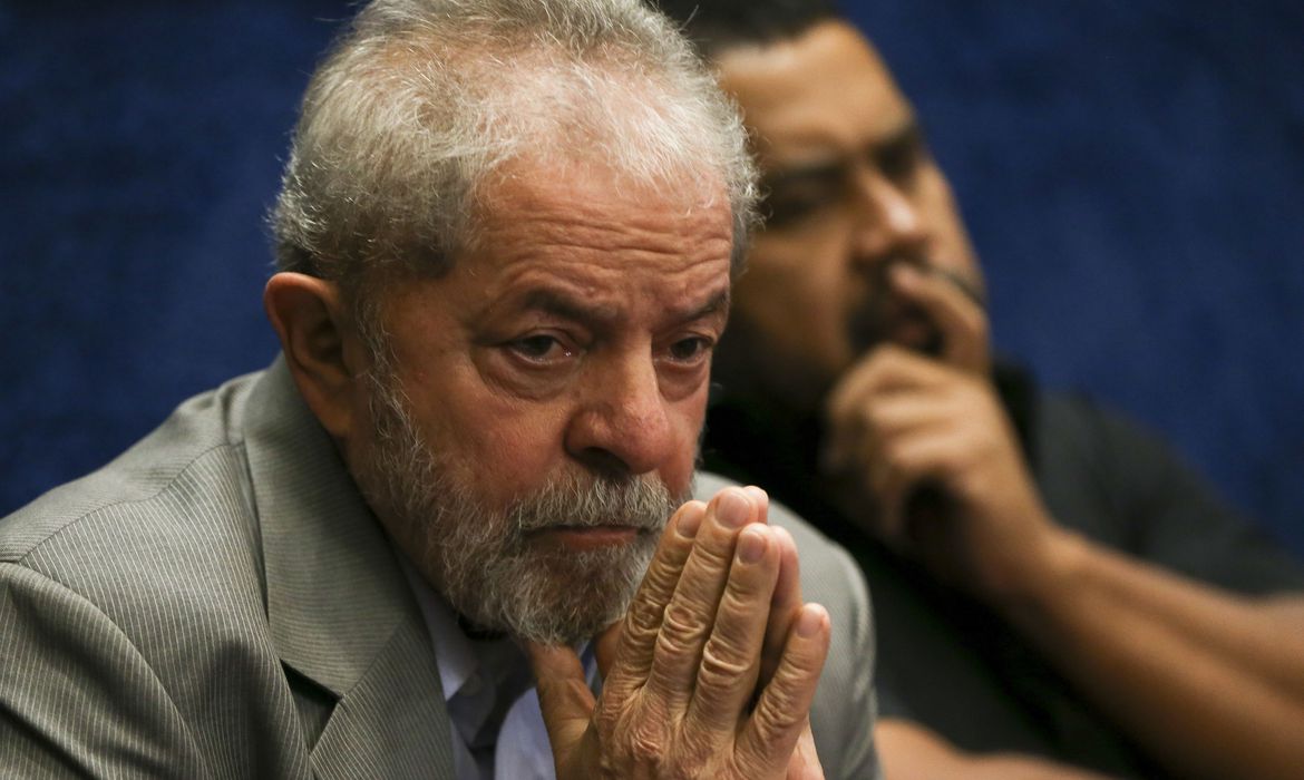 Fachin anula condenacoes de Lula e ex presidente volta a ser elegivel