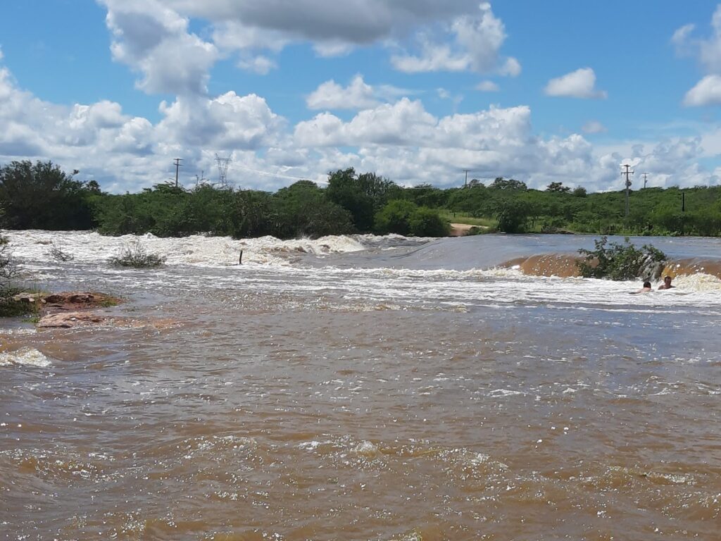 Mãe de criança morta por afogamento em barragem do RN será indenizada em R$ 100 mil