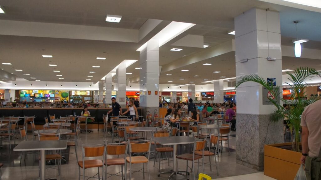 Natal libera funcionamento de bares, restaurantes e shoppings em todos os dias da semana