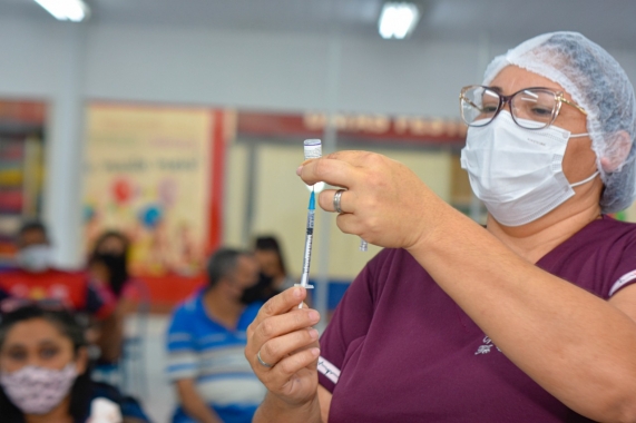 Natal amplia D2 de Oxford e Pfizer neste sabado